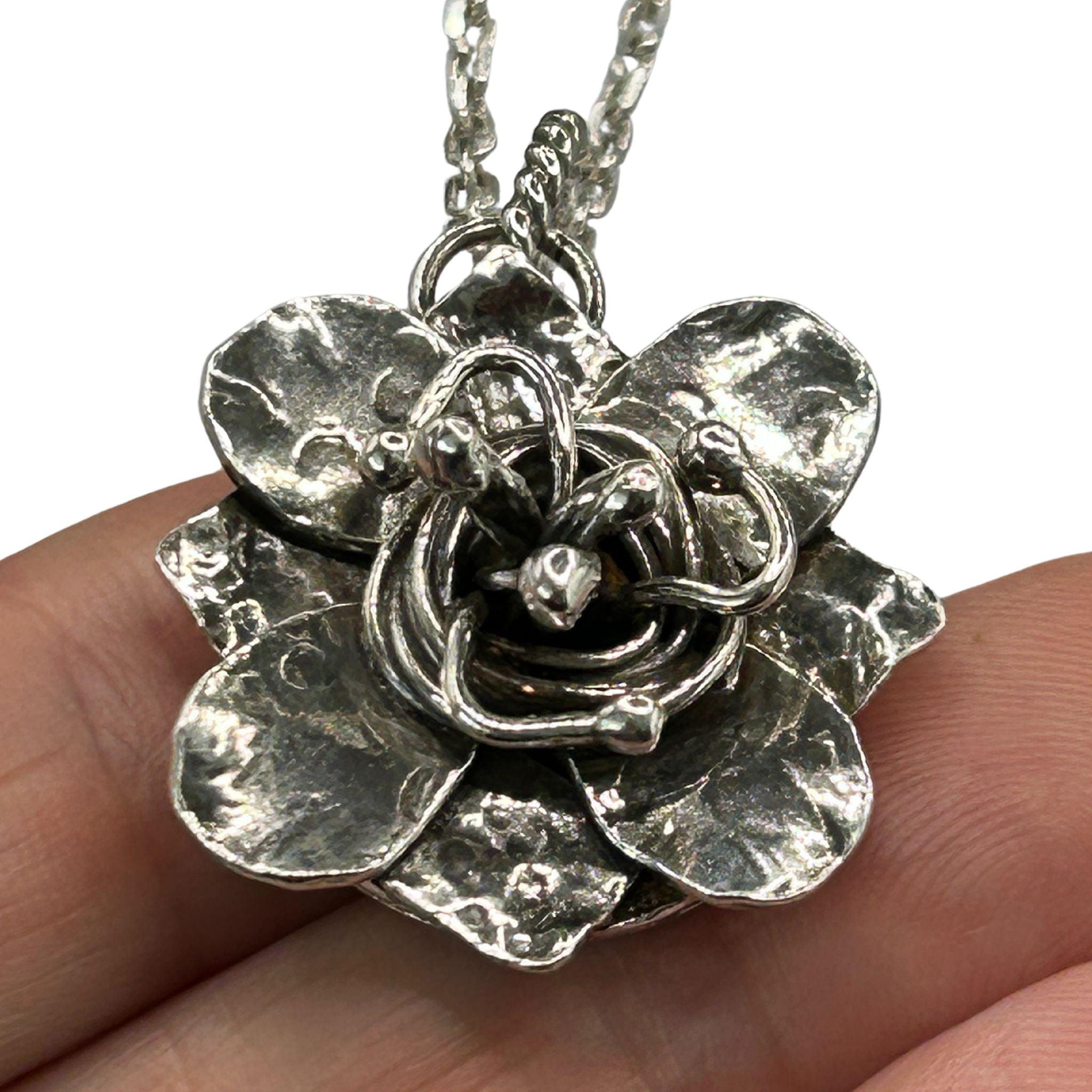 Artisan Flower Necklace - Silver Flower Necklace | JJewelryArt