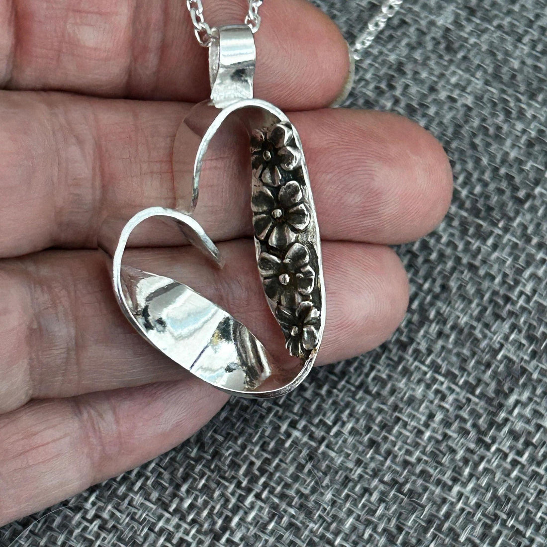 925 Silver Heart Necklace with Flowers Design - JJewelryArt