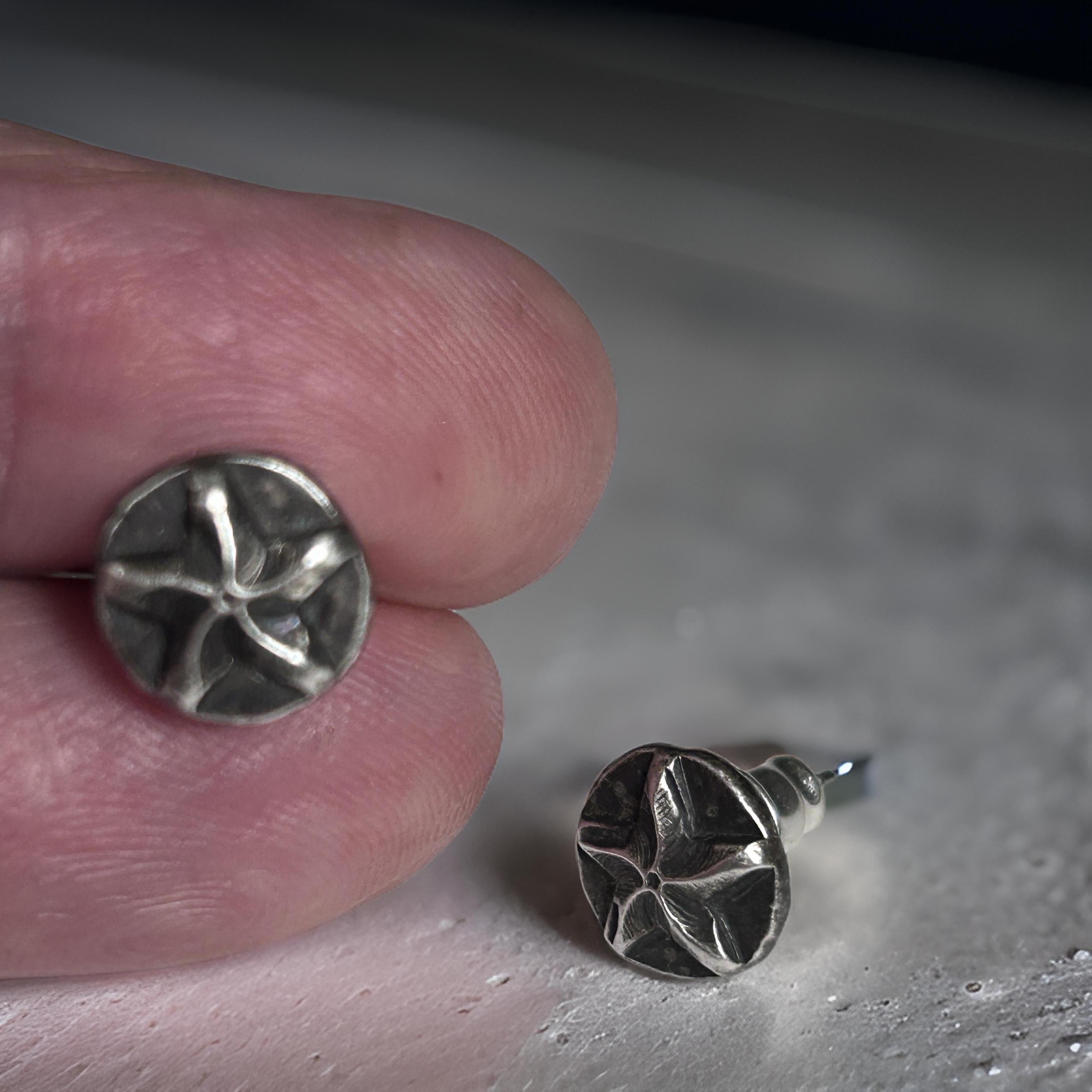 925 Sterling Silver Starburst Oxidized Earrings for Men