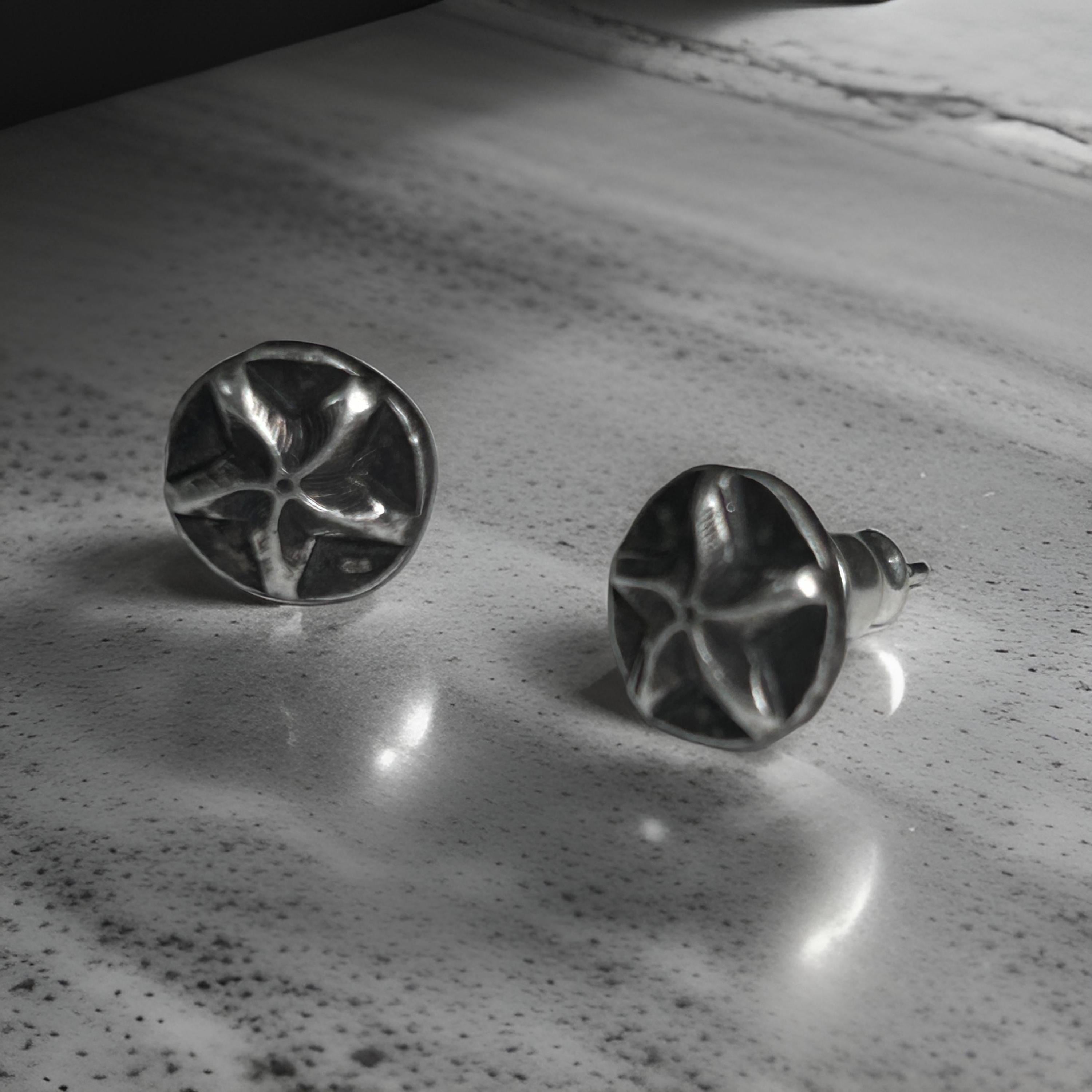 925 Sterling Silver Starburst Oxidized Earrings for Men