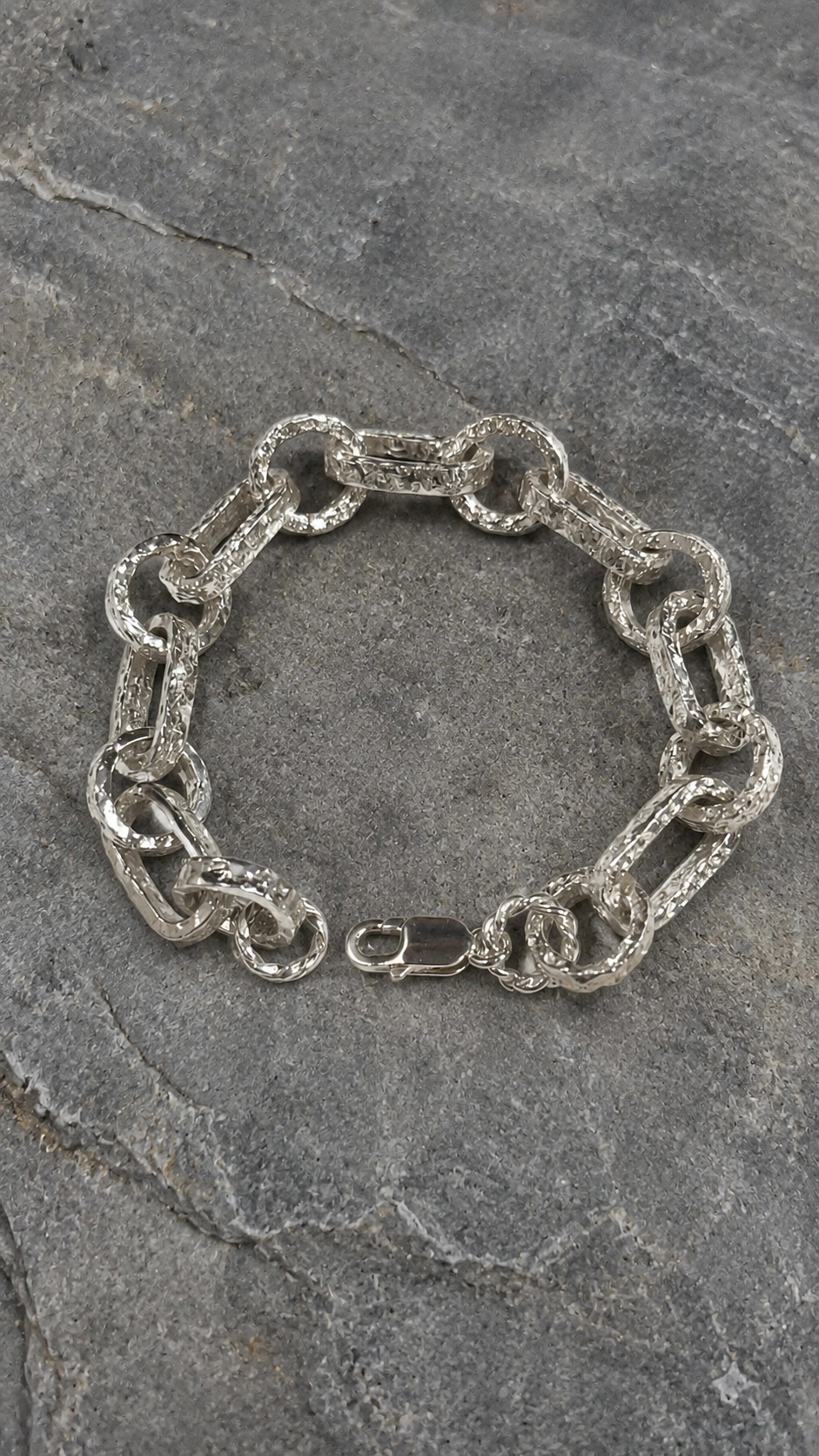 Heavy Bracelet – Bold Rustic