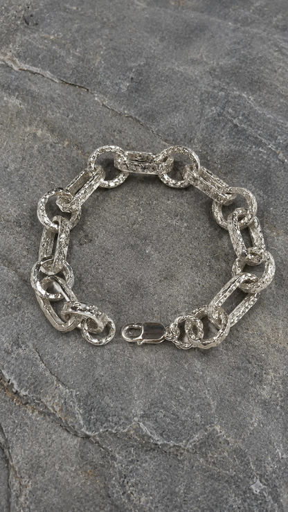 Heavy Bracelet – Bold Rustic