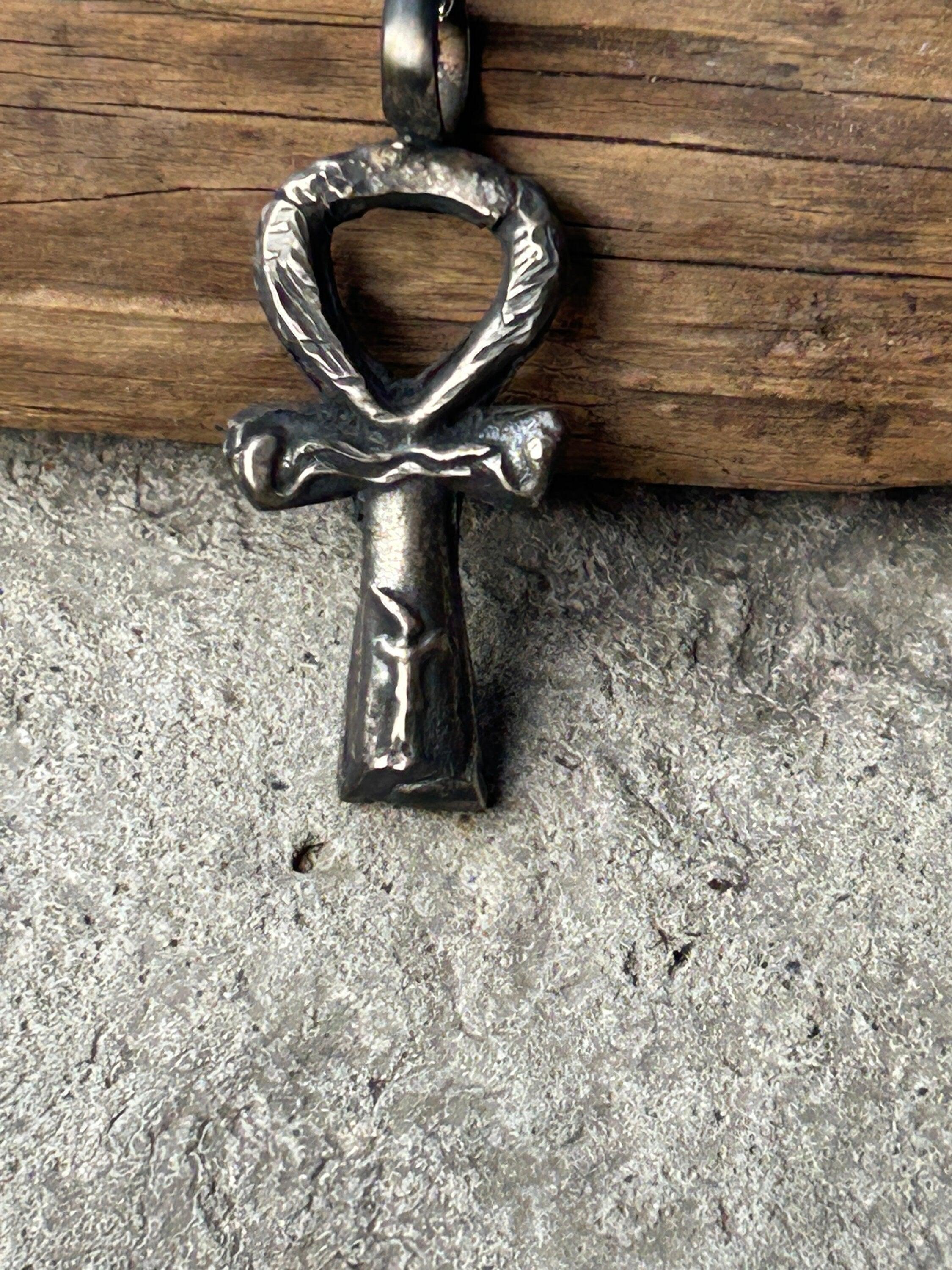 Ankh Silver Pendant - Ankh Necklaces | JJewelryArt