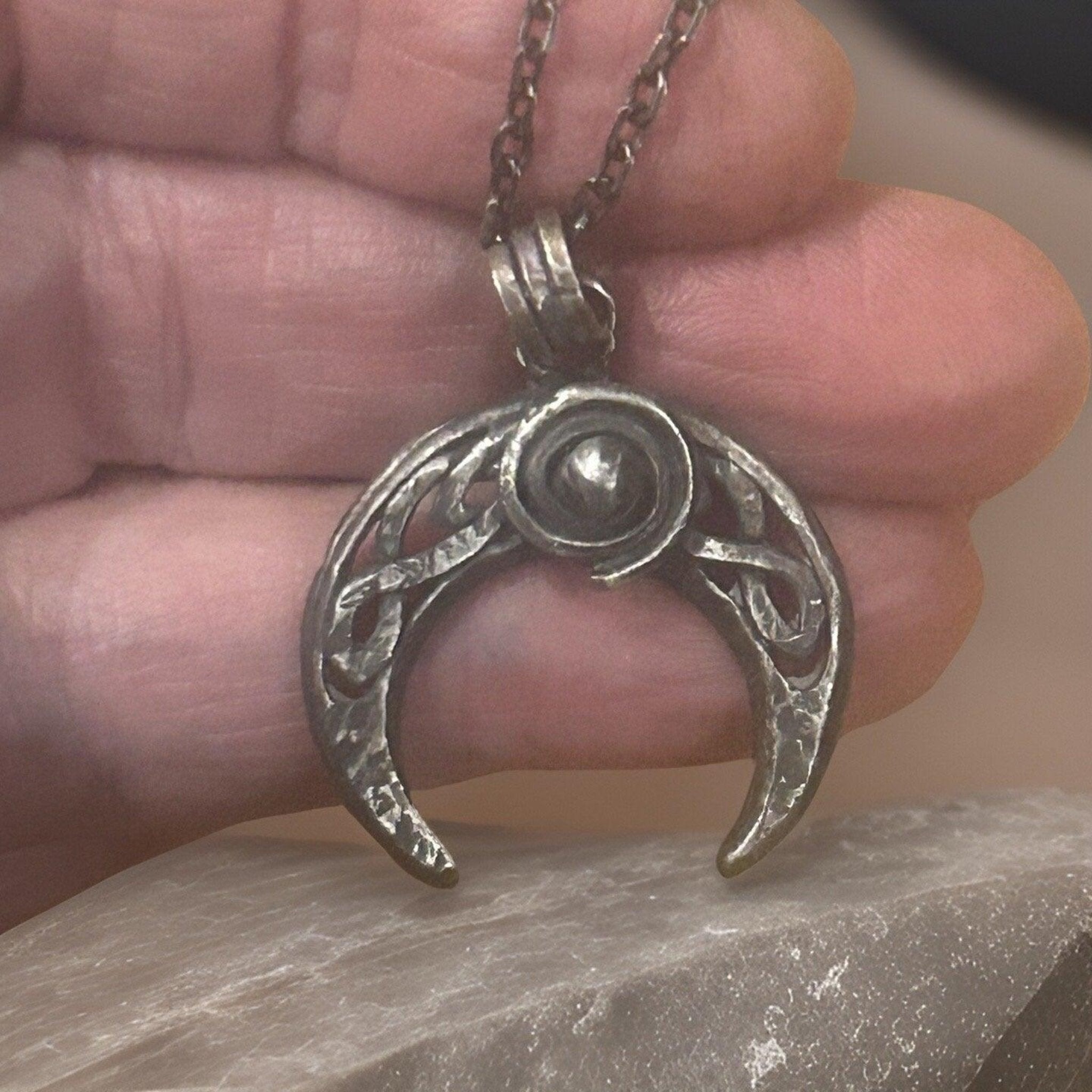 Celtic Moon Pendant - Silver Pendants | JJewelryArt